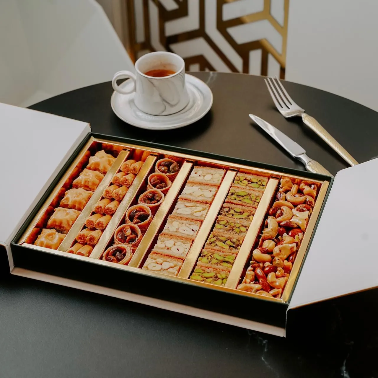 Baklava box H4